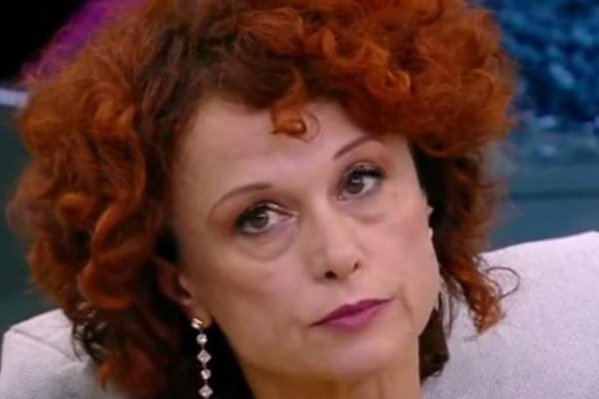 Beatrice Luzzi a pezzi: lacrime e disperazione nella notte