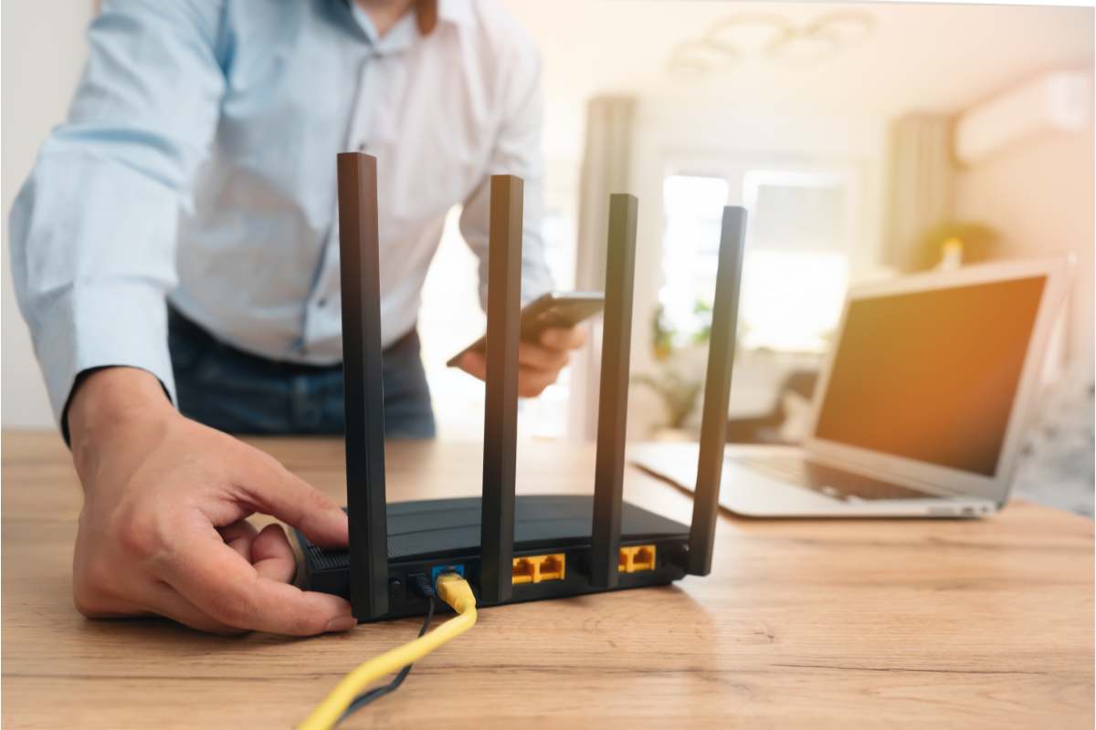 problema connessione reset router